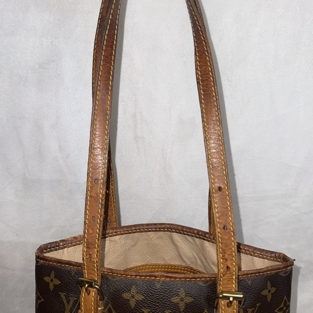 Louis Vuitton Vintage Bucket Bag - Picture 6 of 10